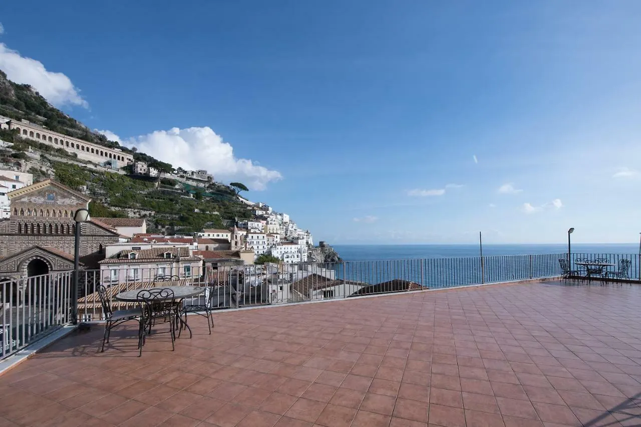 Amalfitano Apartments