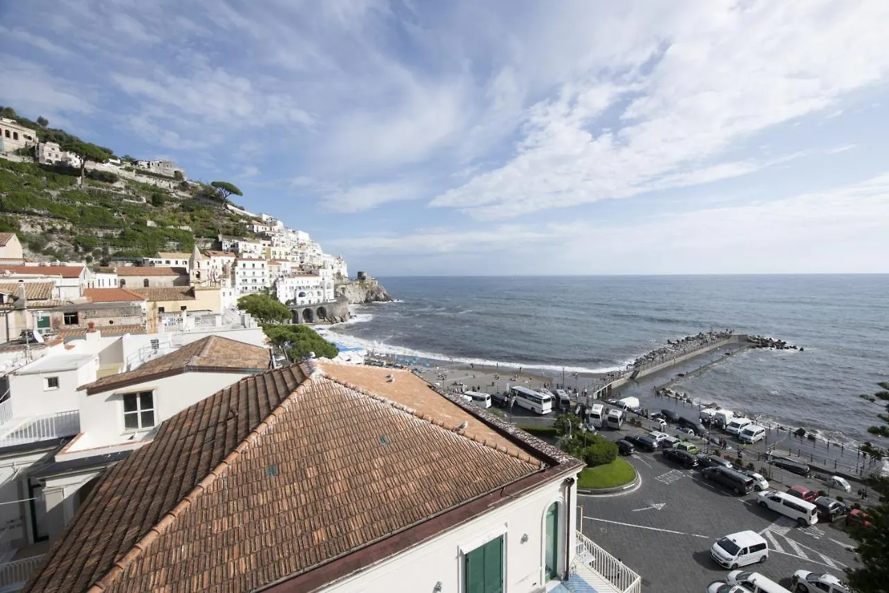 Amalfitano Apartments