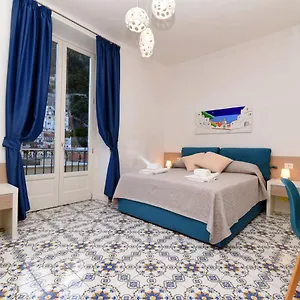 2* Pensión Antica Residenza Amalfitana